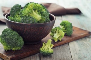 tofu and broccoli in garlic sauce